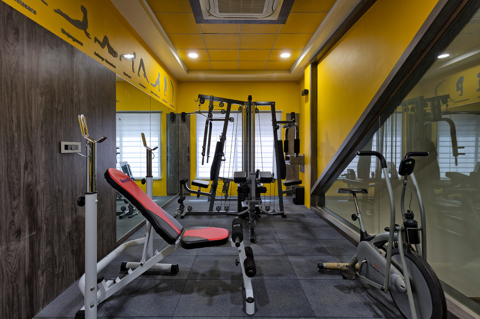 This is an example of a home gym in Ahmedabad.