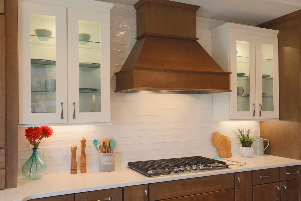 Inspiration for a rustic kitchen remodel in Milwaukee