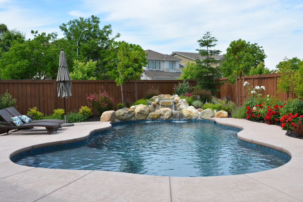 Design ideas for a medium sized shabby-chic style swimming pool in Sacramento.