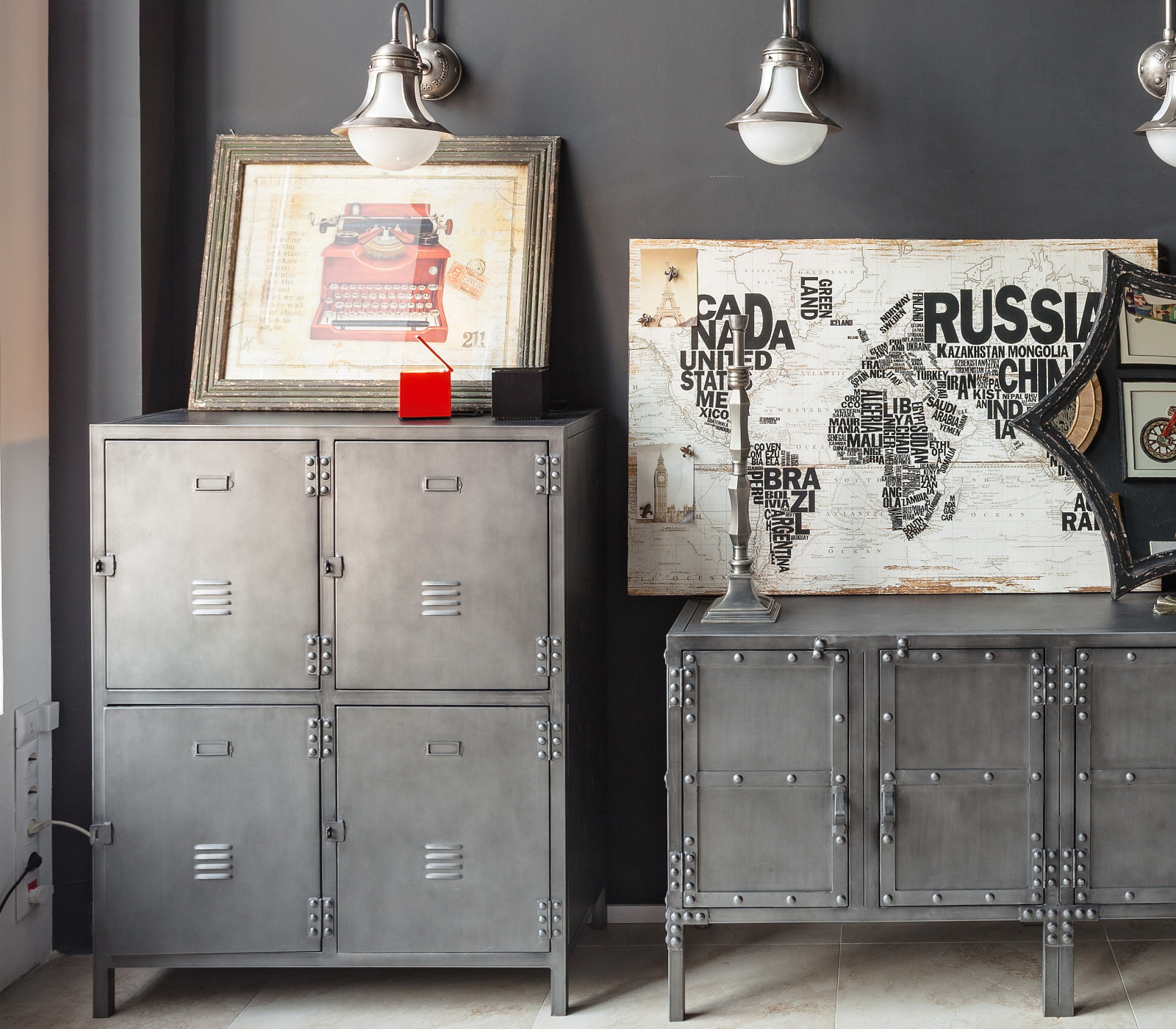 Металлический комод