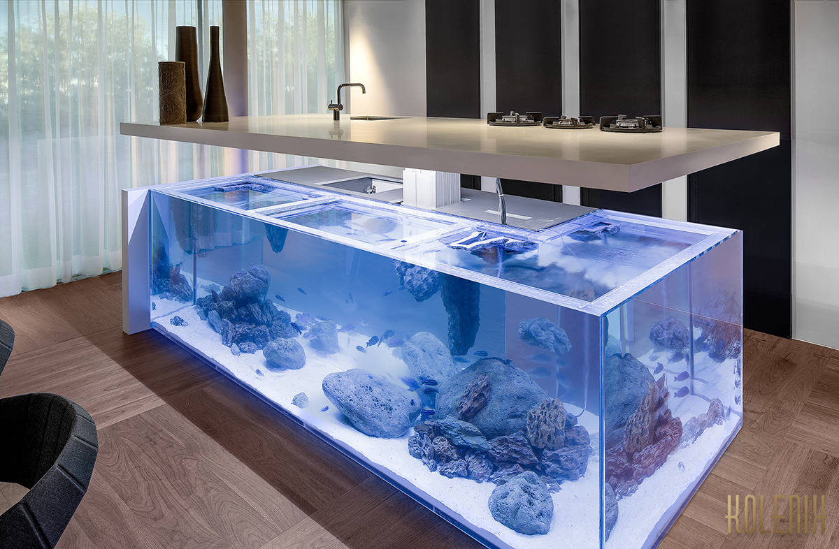 Оригинальные дизайнерские решения для интерьера с аквариумом