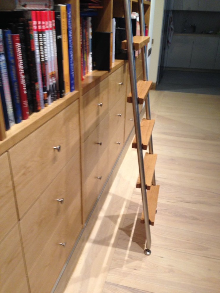 2018 _ ПОДСОСЕНСКИЙ - лестница мебельная с роликами - модель Step-30