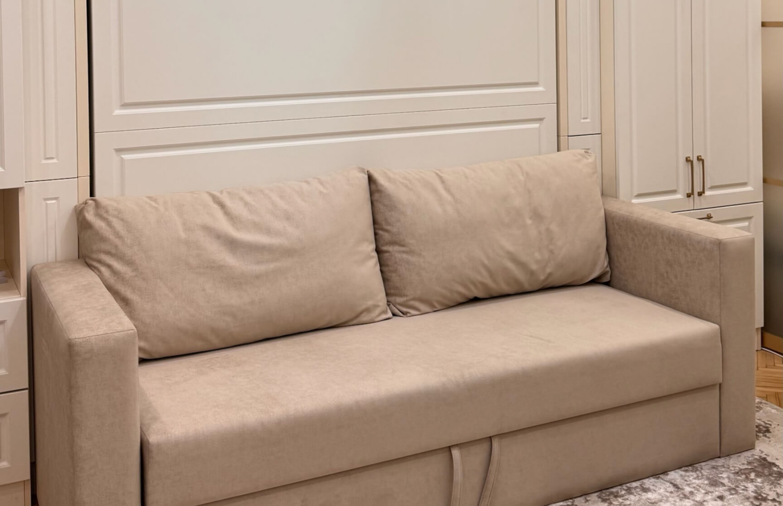 Кровать-трансформер с диваном в бежевом цвете