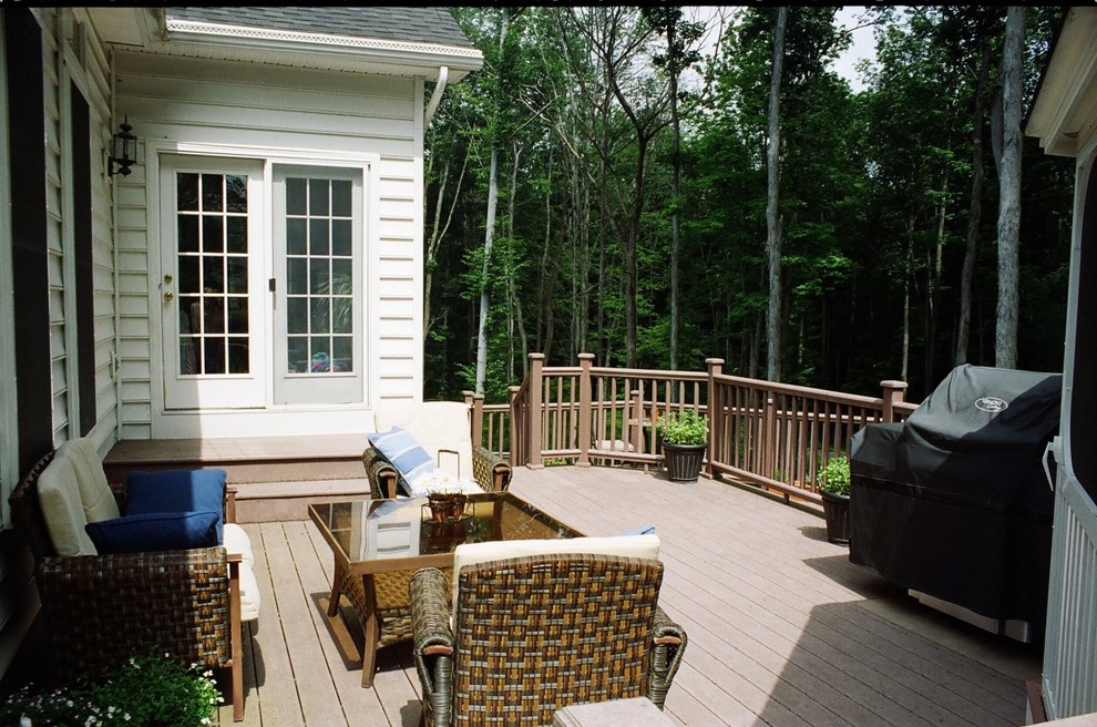 Inspiration for a traditional deck in Other.