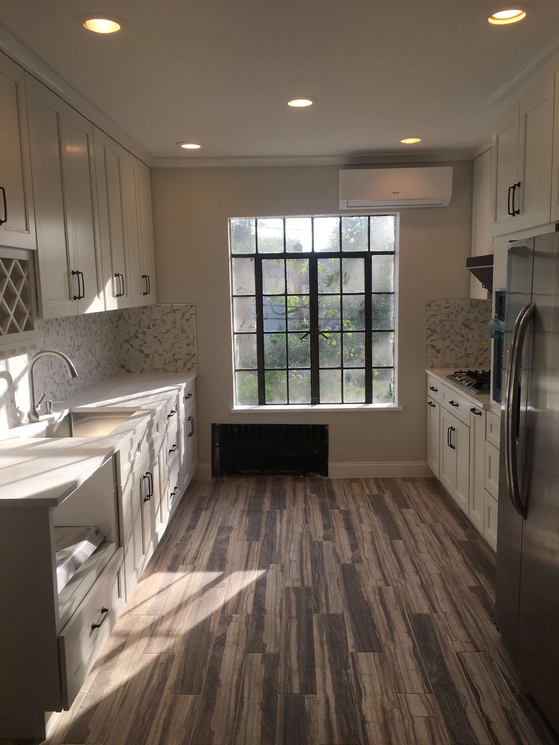 XX Somerset Dr S, Great Neck, NY 11020