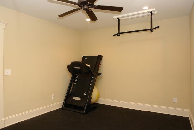 Photo of a traditional home gym in Atlanta.