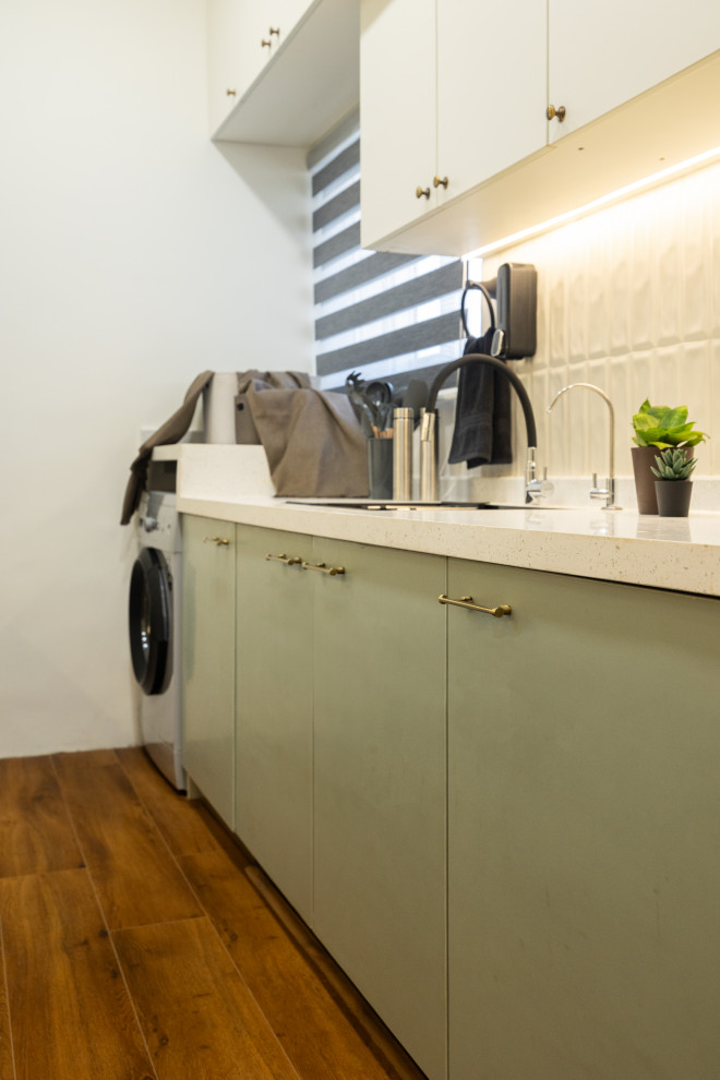 This is an example of a modern utility room in Bengaluru.