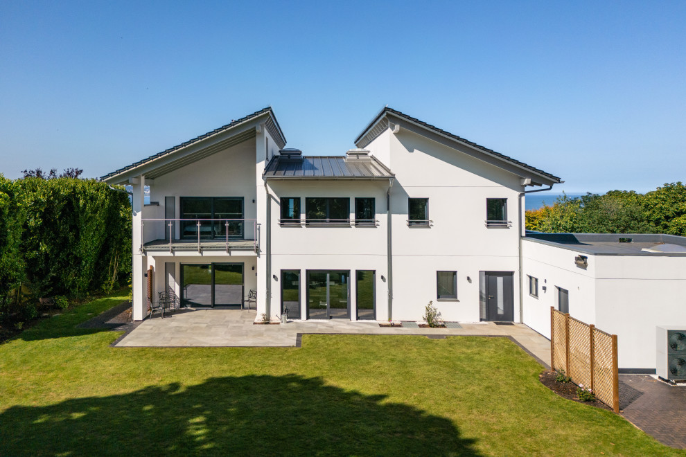 Contemporary Coastal Home, South-West