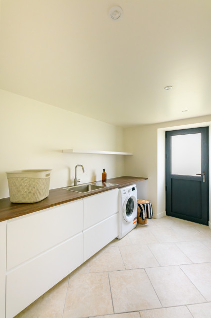 TAILLEURS moderno-lavanderia