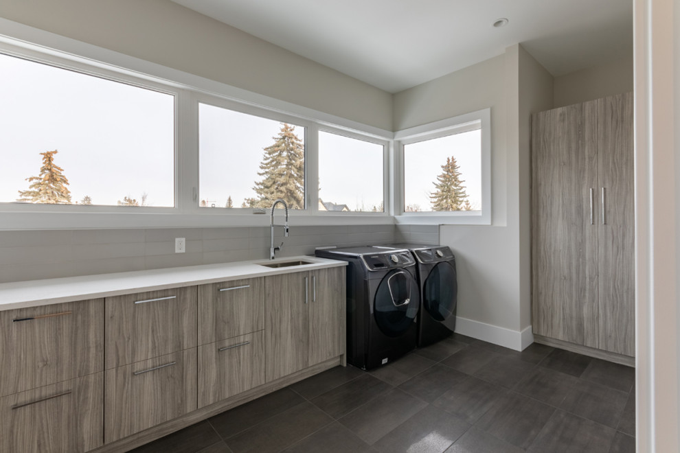 Inspiration for a contemporary home design remodel in Calgary
