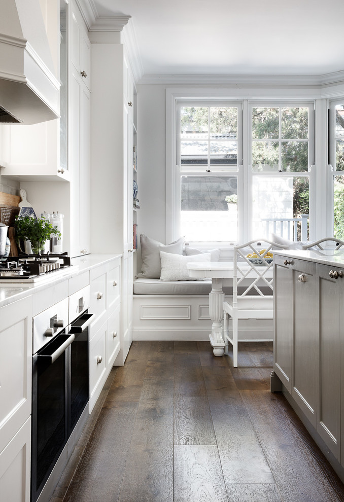 Photo of a transitional kitchen in Sydney.