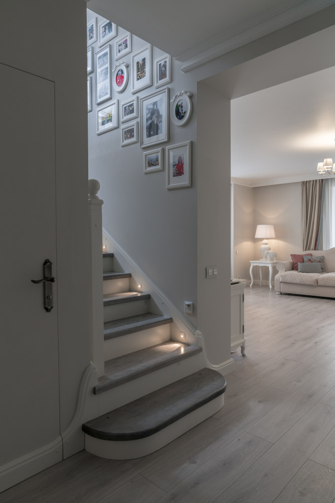 Вид из прихожей