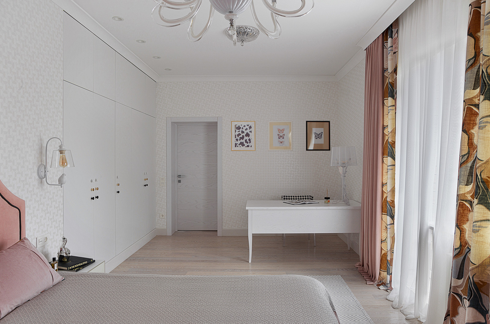 Дом семьи с двумя детьми