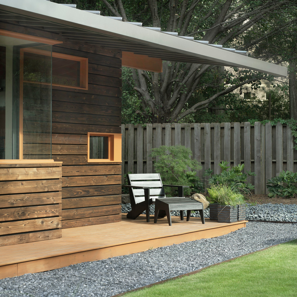 Example of a mountain style deck design in Atlanta