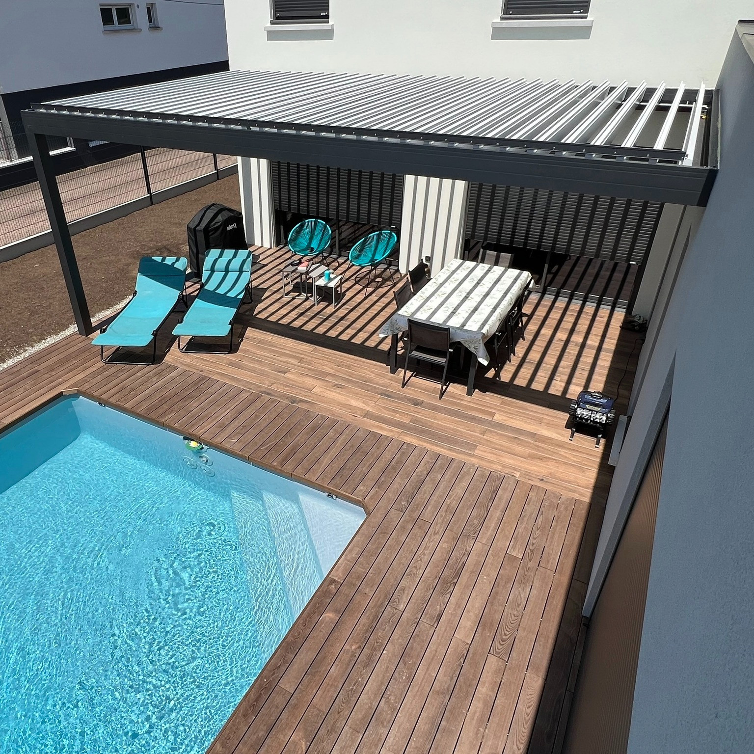 Pergolas en aluminium bioclimatiques