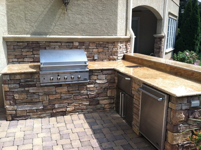 Outdoor Kitchens - Traditional - Patio - Charlotte - by Lake Norman ...