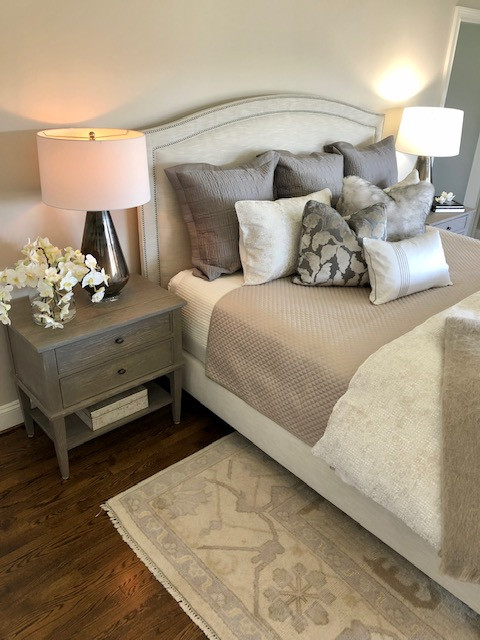 Serene bedroom