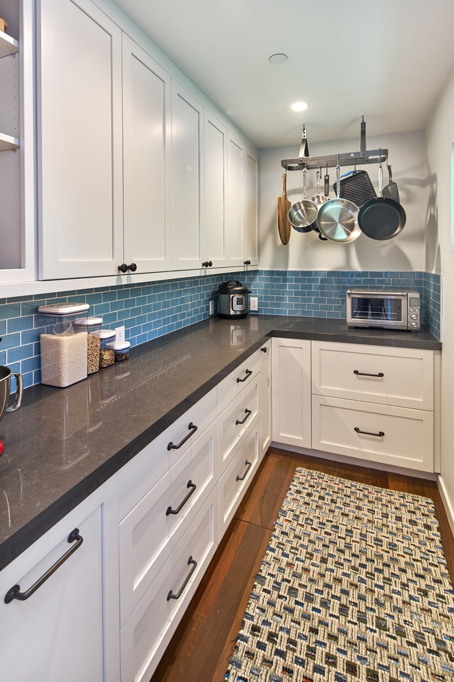 Kitchen - transitional kitchen idea in San Francisco