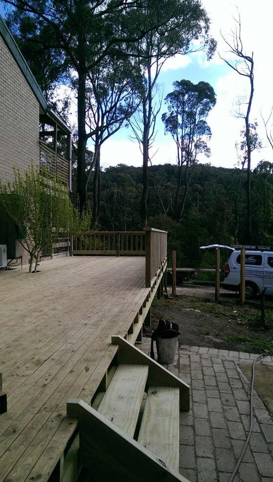 Traditional deck in Melbourne.