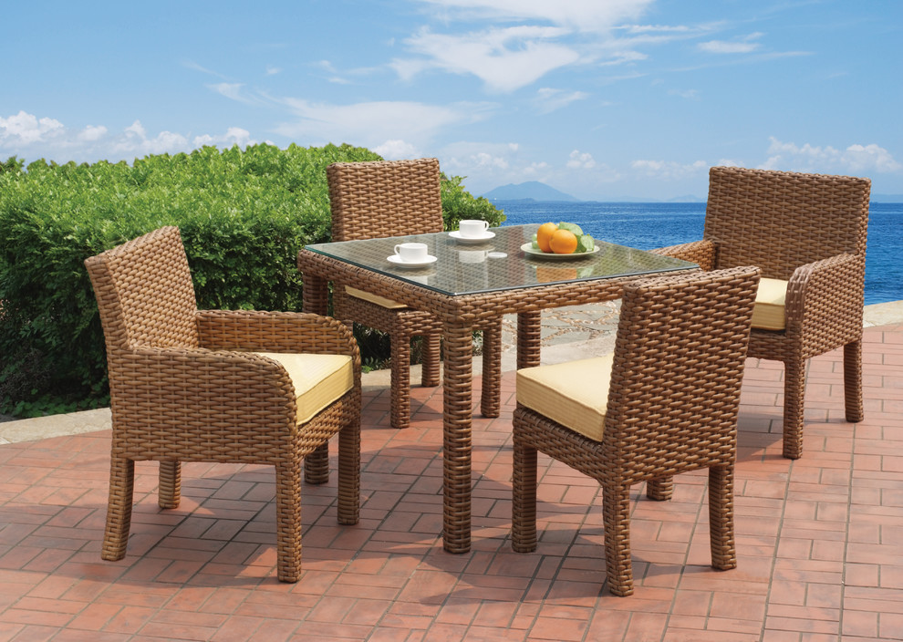Inspiration for a modern patio remodel in Raleigh