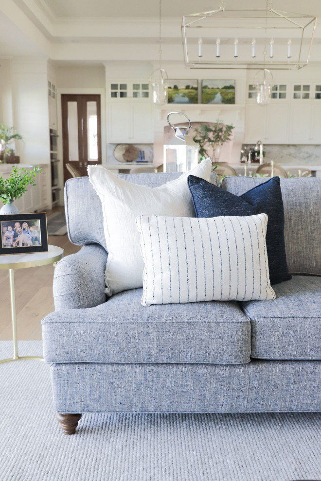 Inspiration for a transitional home design remodel in Phoenix