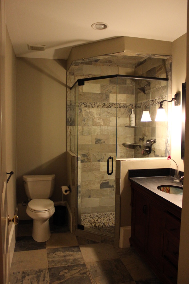 Transitional basement photo in Atlanta
