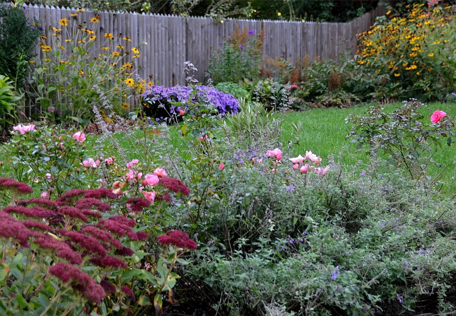 Garten mit Teich Landsberg am Lech Landhausstil Garten München