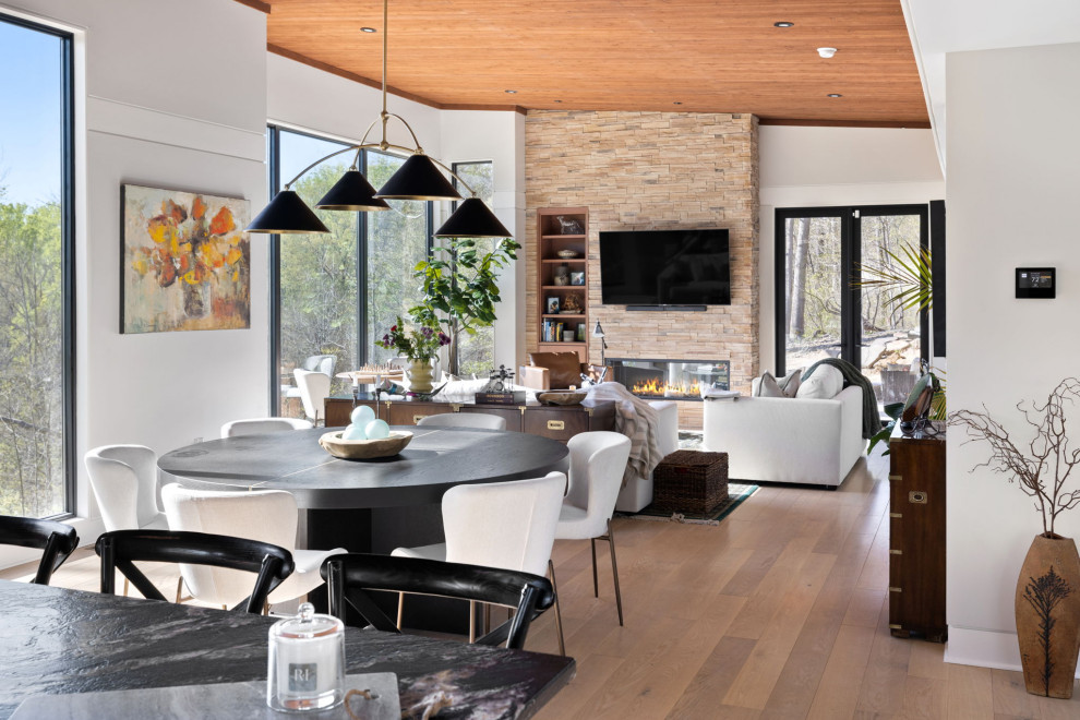 New Build: Lake Pointe Residence