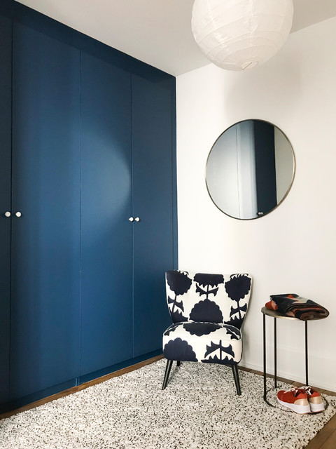 ABBESSES contemporary-entre