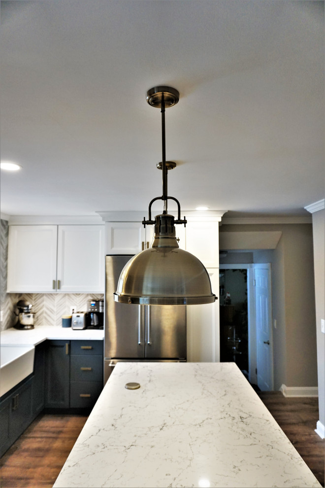 Example of a transitional home design design in New York