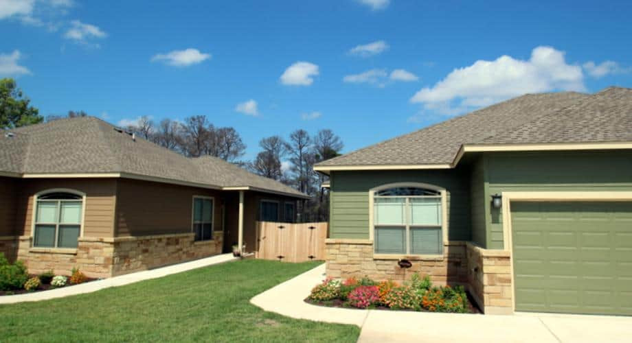 Home design - transitional home design idea in Austin