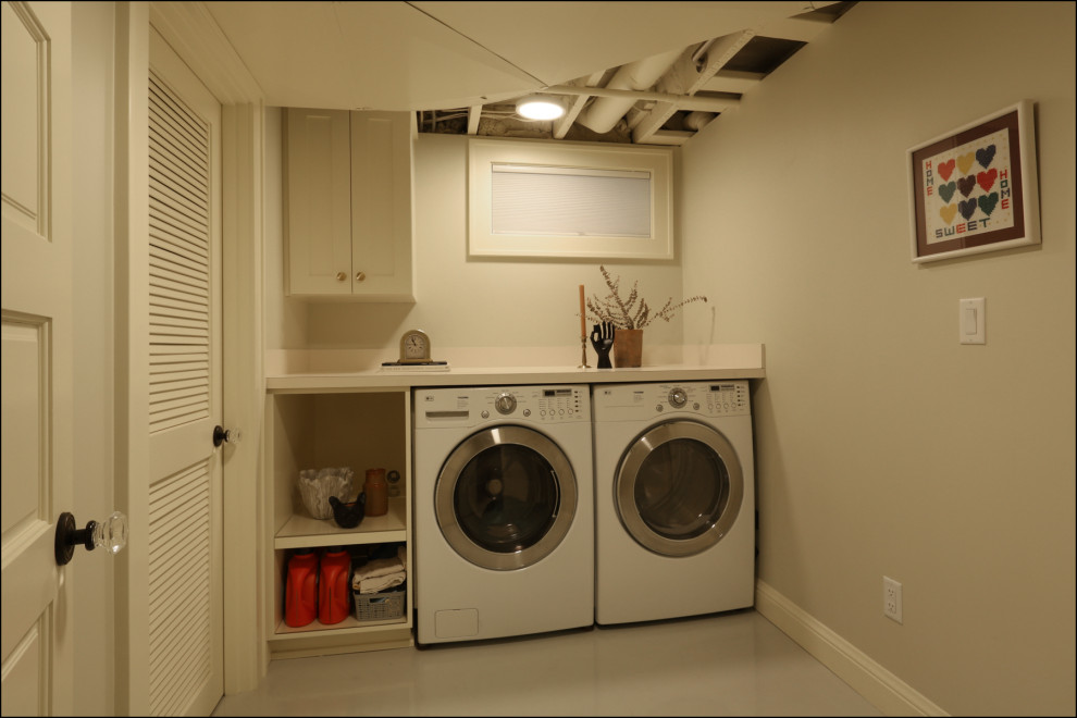 Photo of an arts and crafts laundry room in Portland.