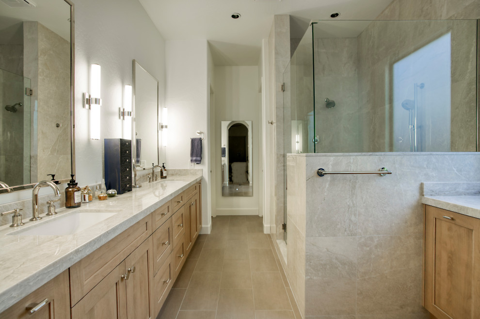 Bathroom - transitional bathroom idea in Phoenix