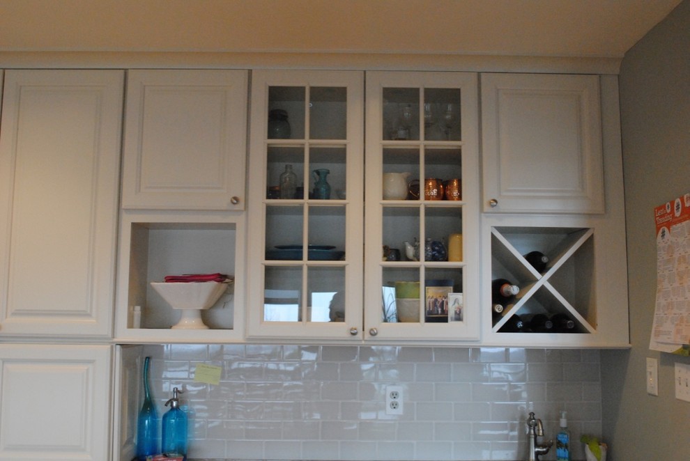 Transitional kitchen photo in DC Metro