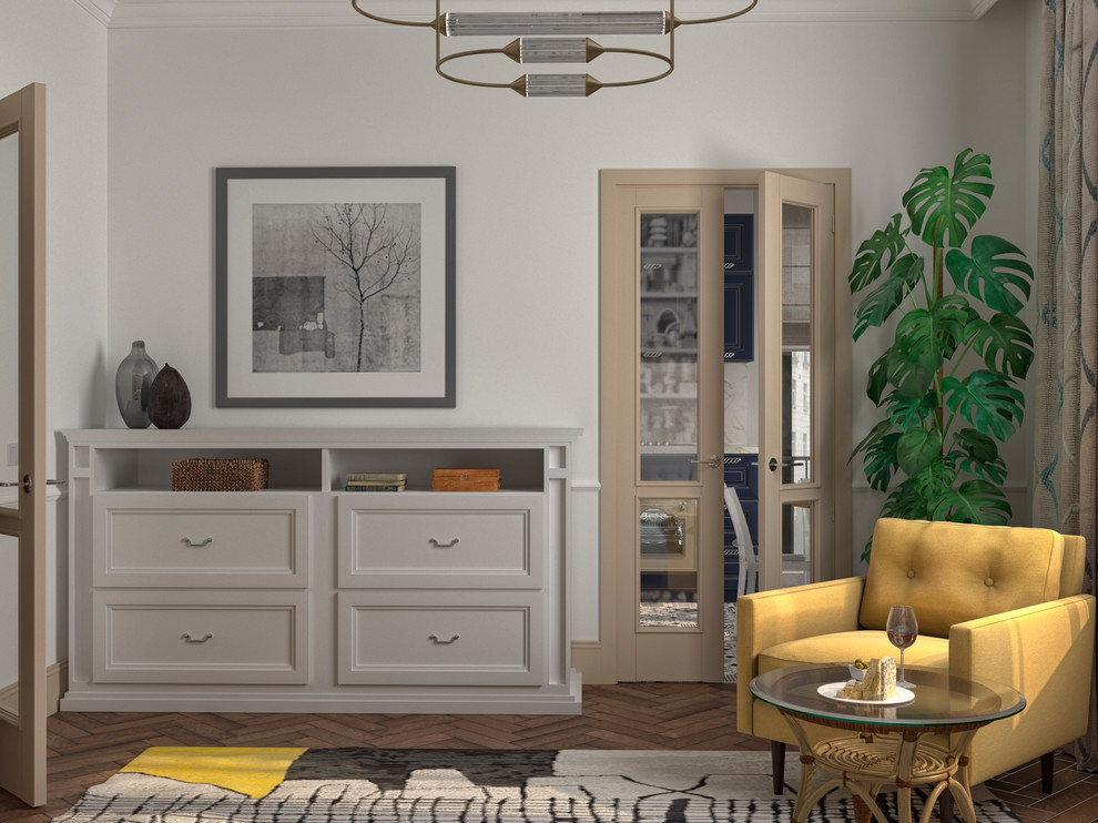 Квартира в сталинском доме на Смоленском бульваре.