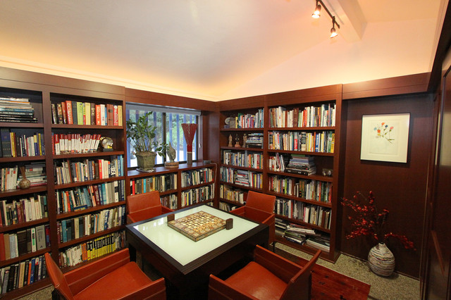 Library mediterranean-family-room