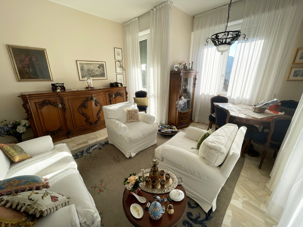 This is an example of a traditional living room in Milan.