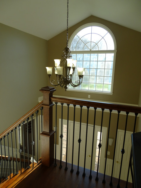 Foyer 9 traditional-entry