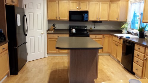 can i go with two different colors of granite? can i go with two different colors of granite?