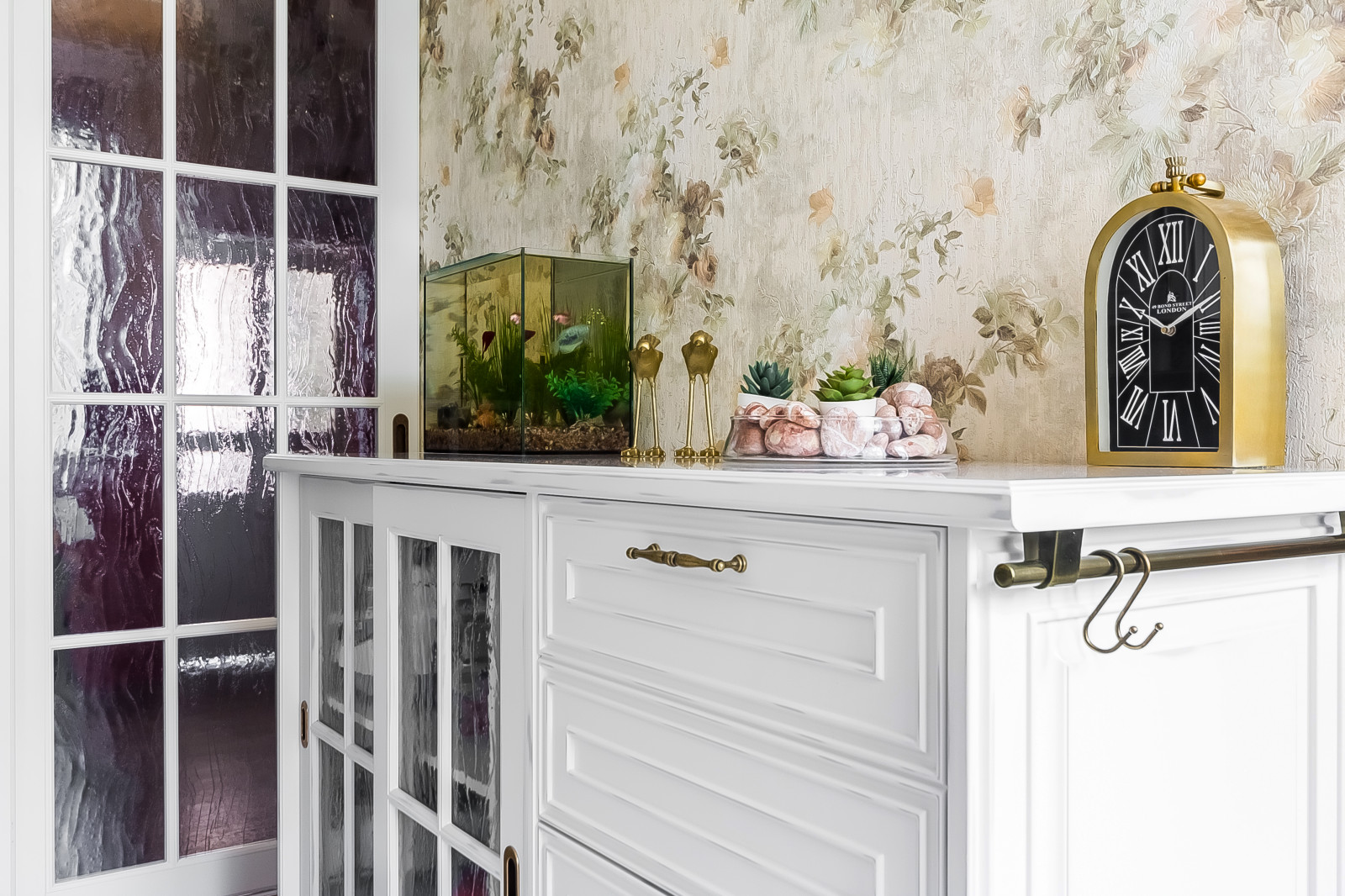 Маленькая кухня в классическом стиле