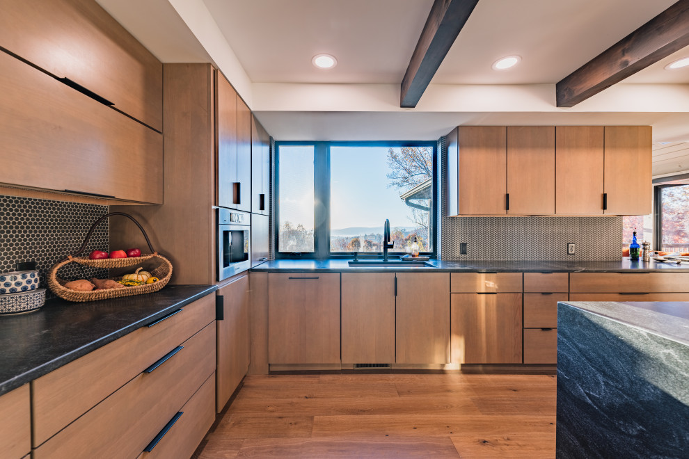 Kitchen - rustic kitchen idea