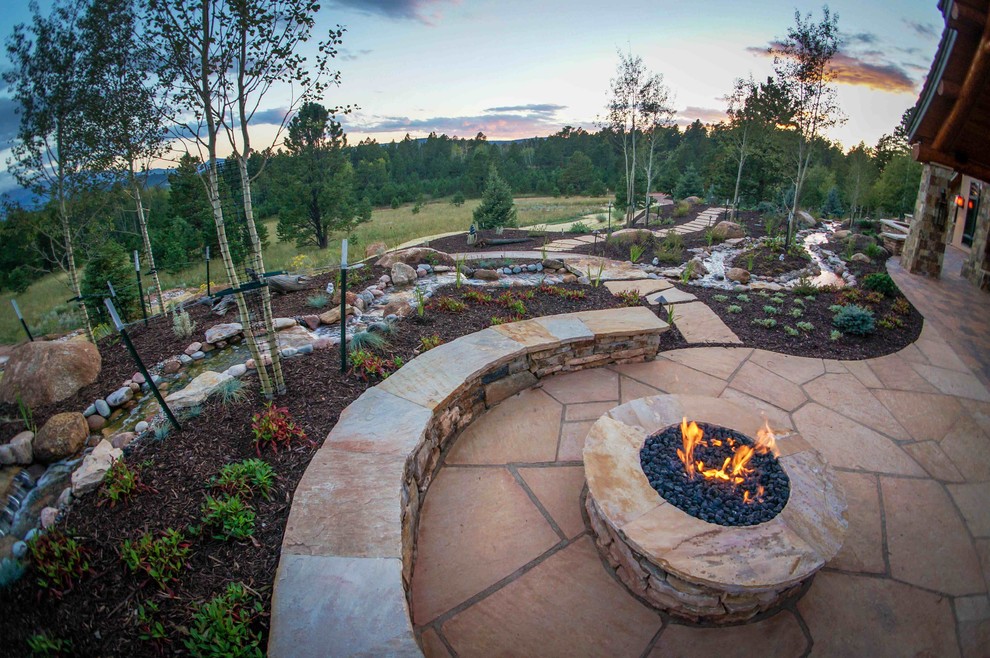 Design ideas for a rustic landscaping in Denver.