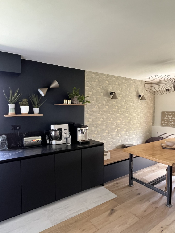 LES CHAILLOTS - Cuisine / coin repas