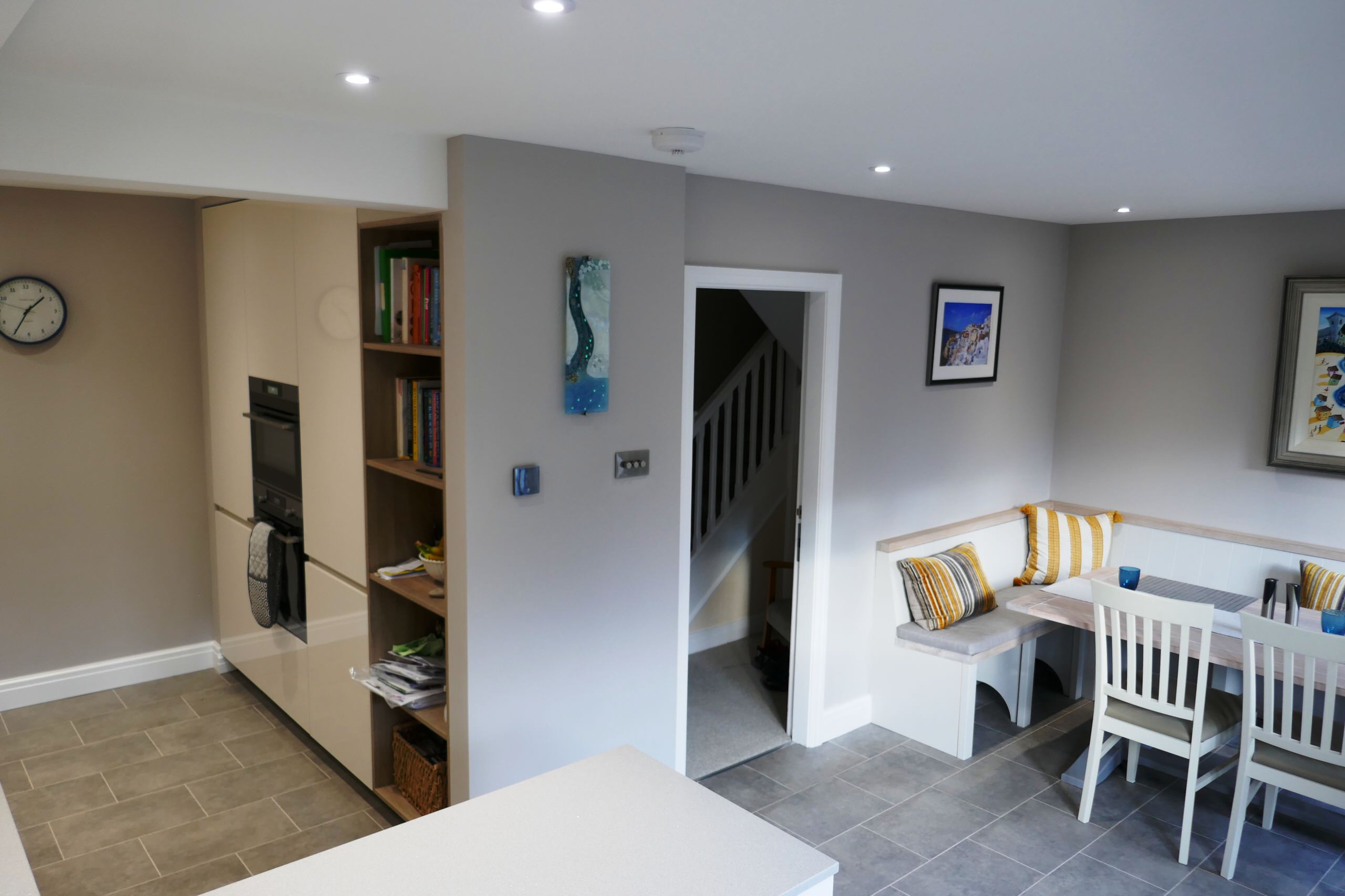 Kitchen, En Suite and Wardrobes
