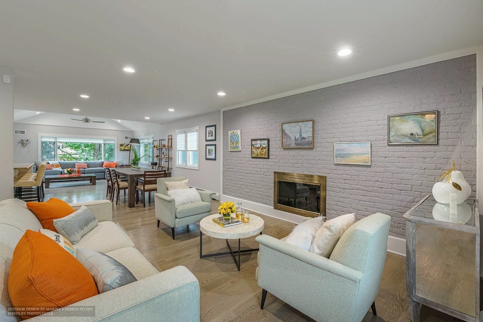 Home design - transitional home design idea