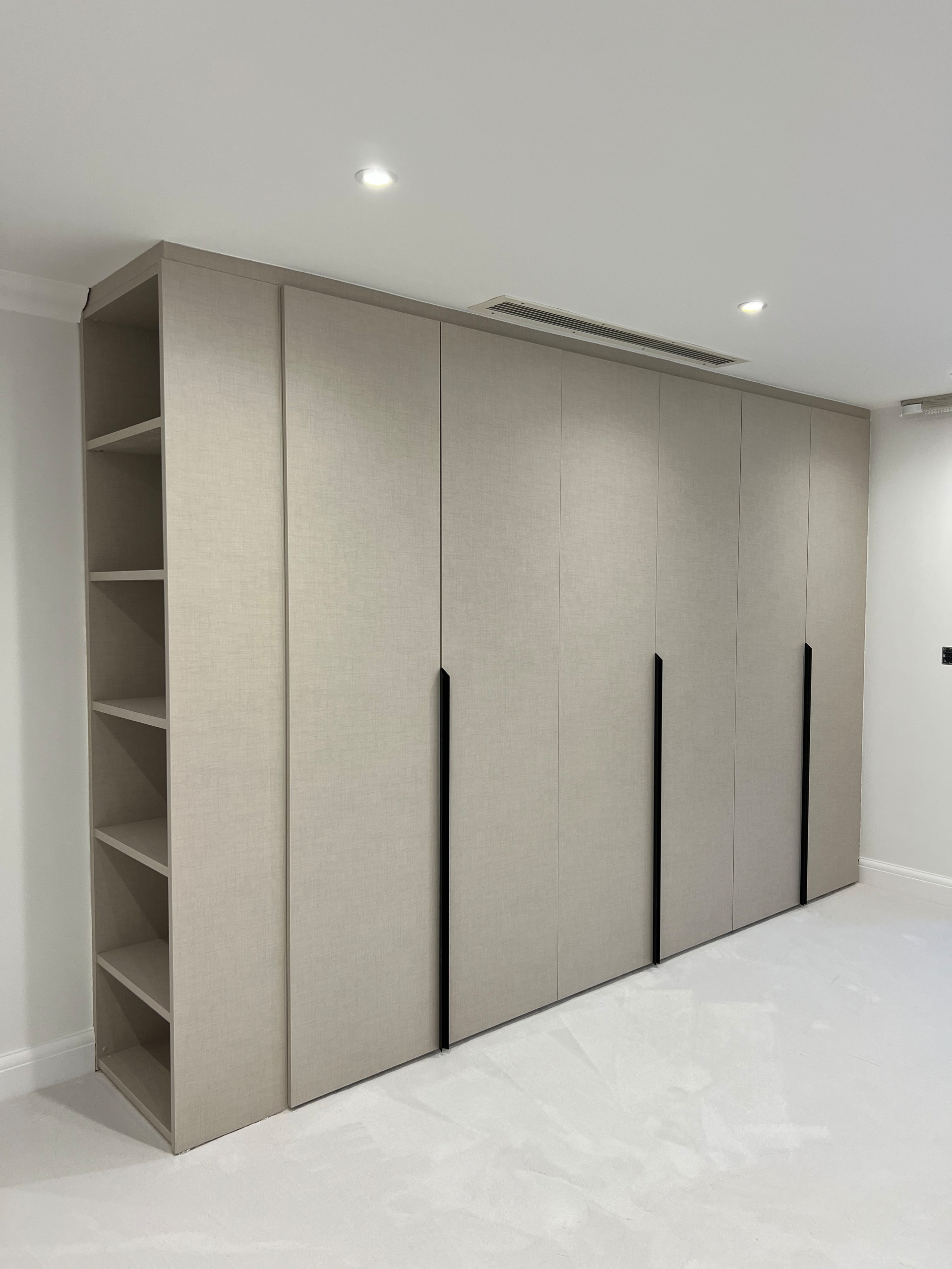 Luxury Fitted Wardrobes