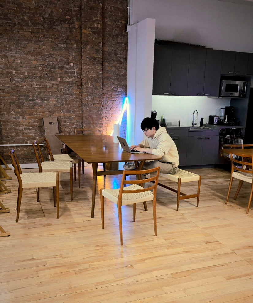 Soho tech office
