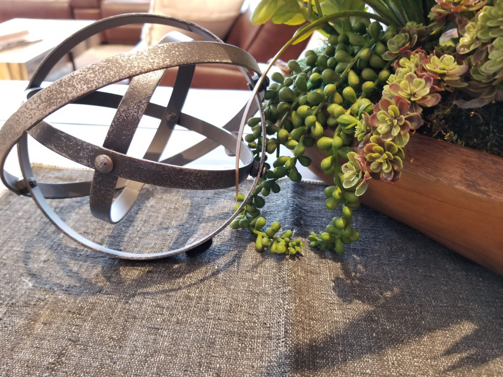 Inspiration for a transitional home design remodel in Chicago