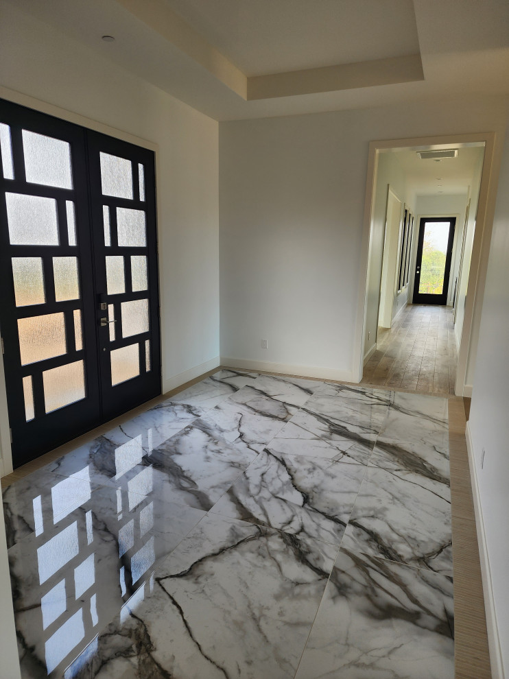 Inspiration for a transitional entryway remodel in San Diego