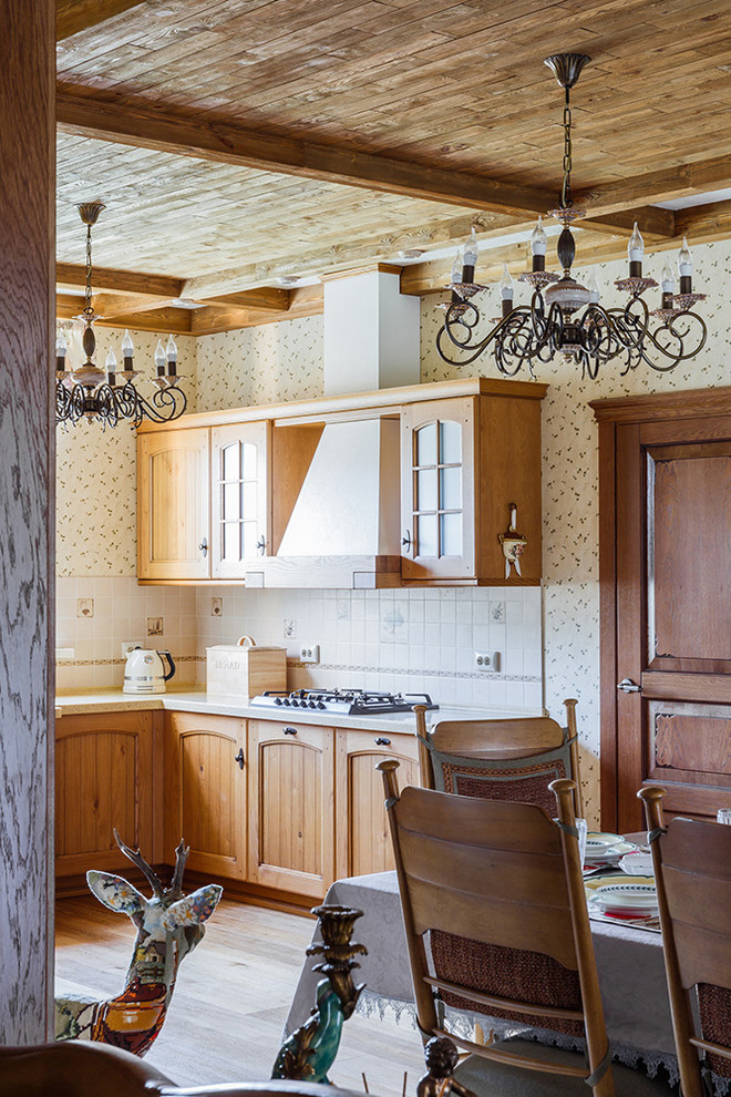 Дверь  межкомнатная для проекта "Русское шале"